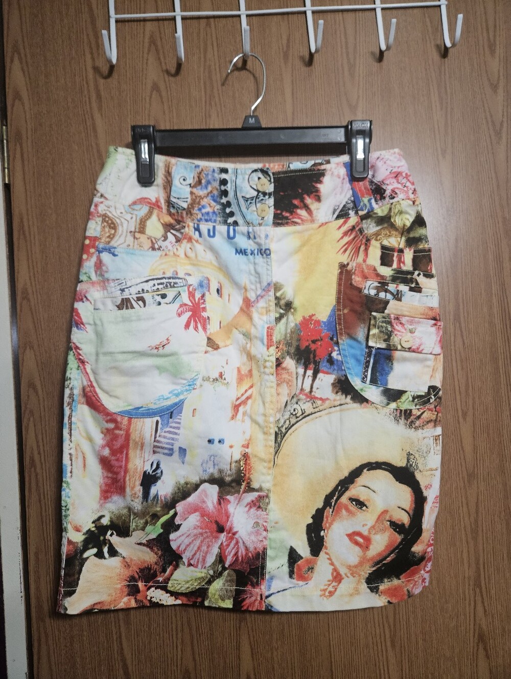 Vintage Simon Chang Novelty Graphiv Print Straight Cut Skirt Postcard Inspired!